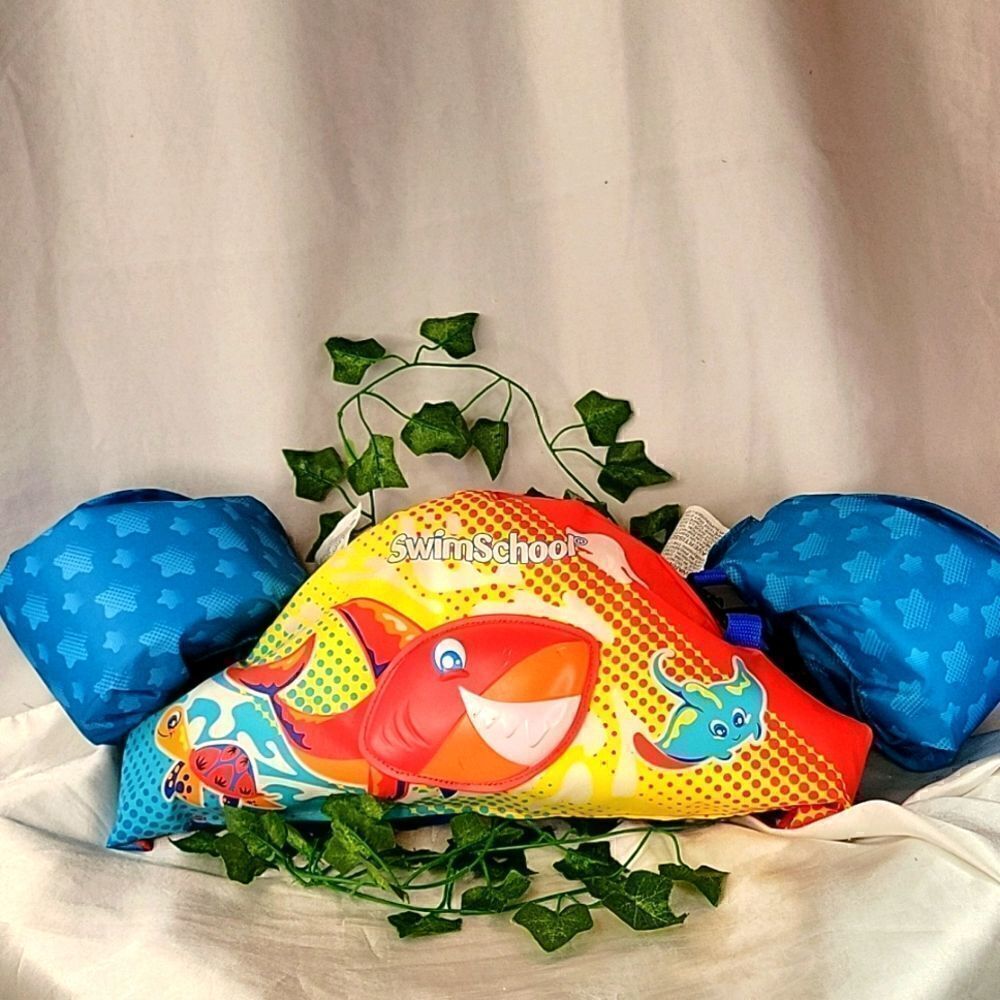 Aqua Leisure. Arm Floaties. Size 4-6yrs. Max 50 pounds. EUC